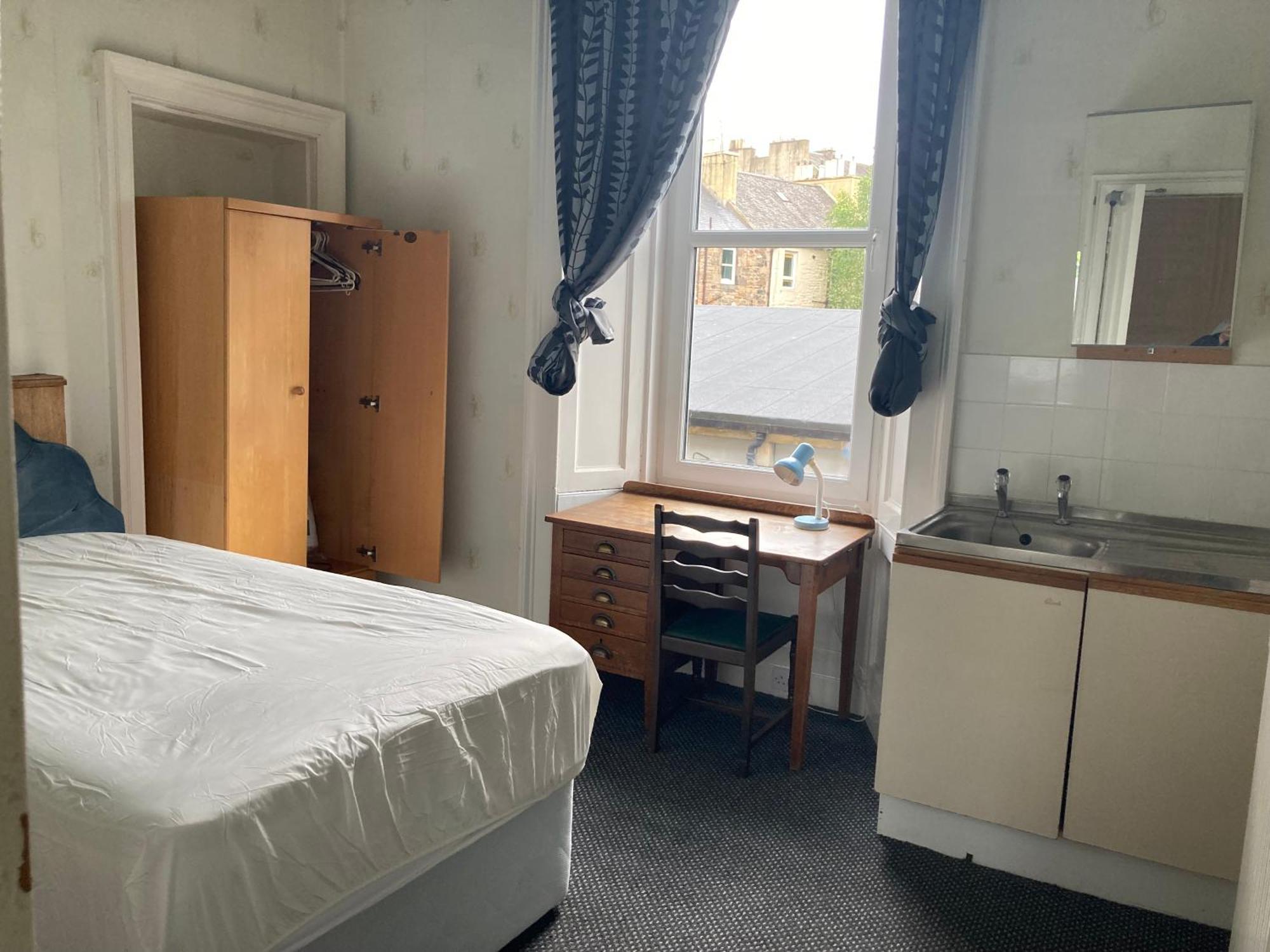 Gilmore Flat Apartment
