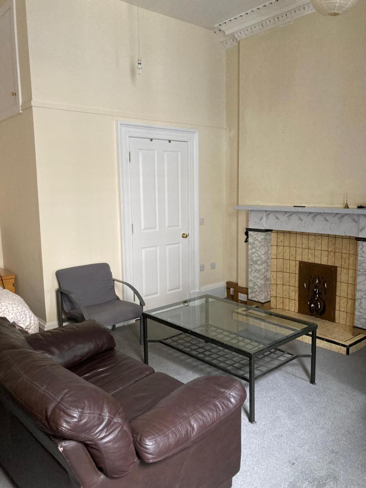 Gilmore Flat Edinburgh