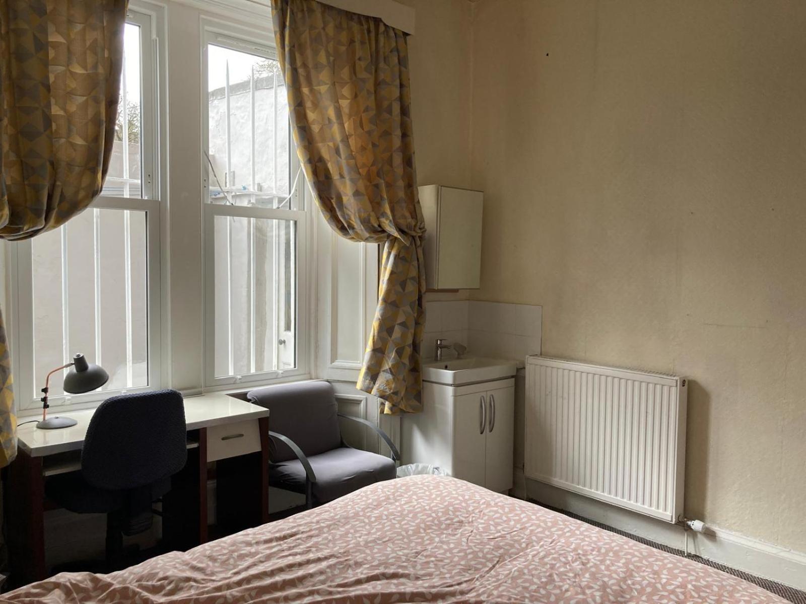 Gilmore Flat Apartment *